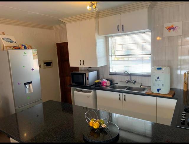 2 BEDROOM APARTMENT FOR SALE IN THE REEDS